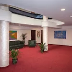 Hotel Tauras Center 3*