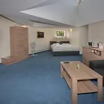 Tauras Center 3*