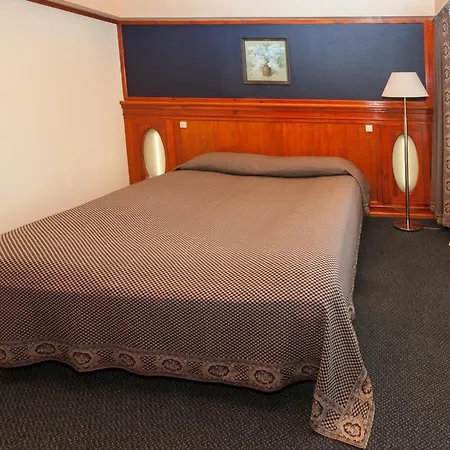 Hotel Tauras Center