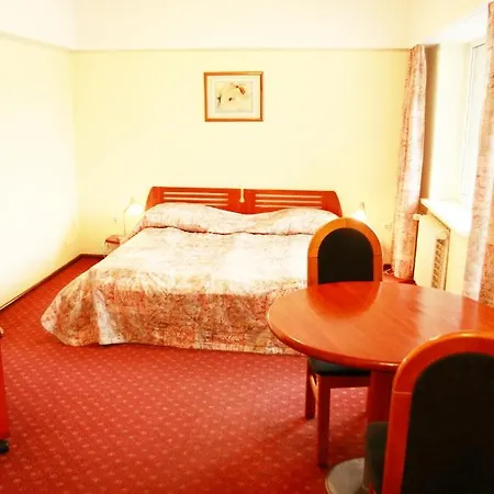 Tauras Center Hotel