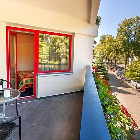 Hotel Tauras Center