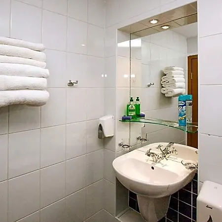 Hotel Tauras Center 3*