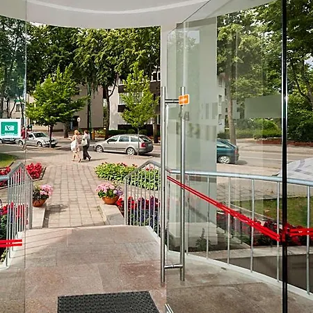 Hotel Tauras Center