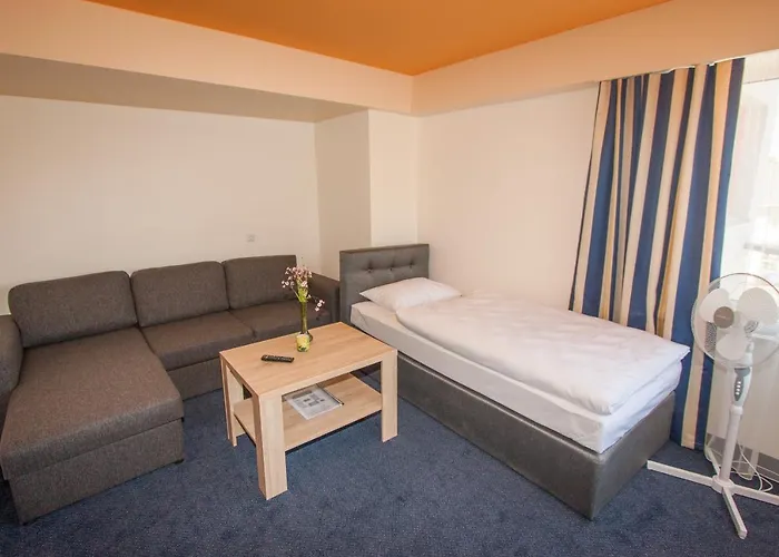 Hotel Tauras Center 3*